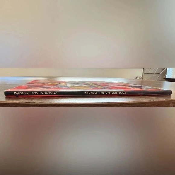 *NSYNC | The Official Book​ - Picture 4 of 9